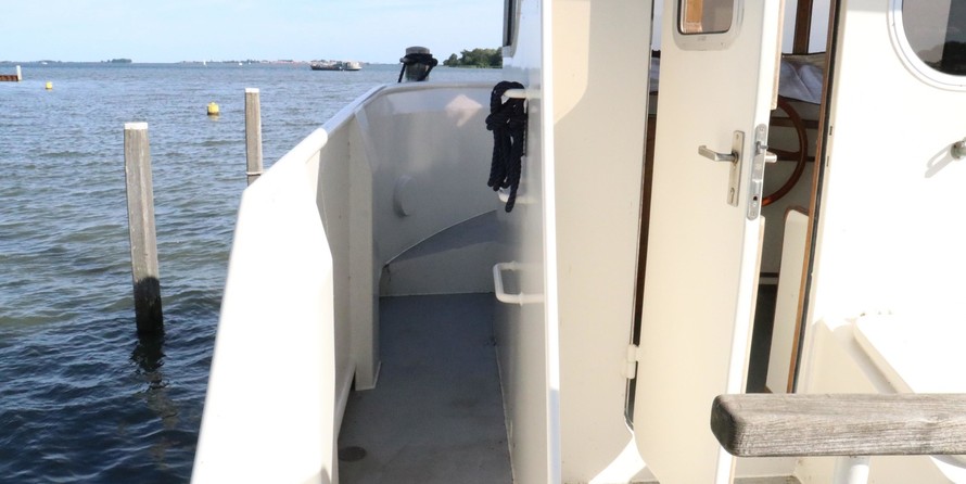 Offshore research survey vessel