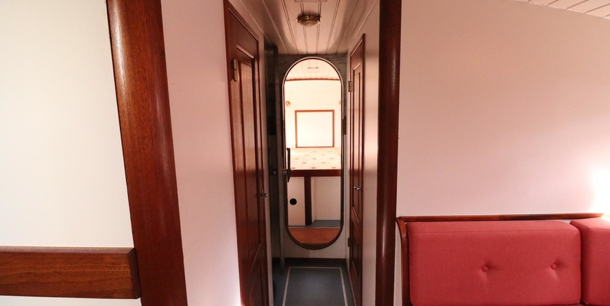 Offshore research survey vessel