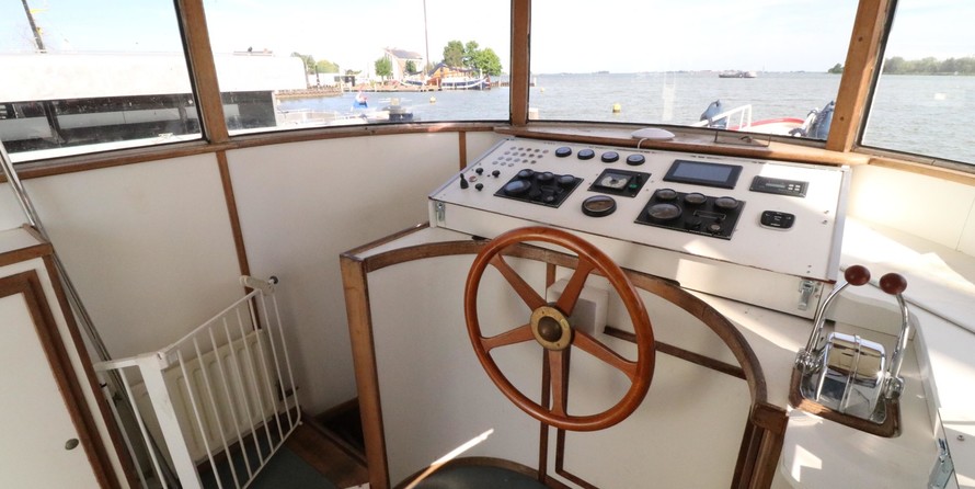 Offshore research survey vessel