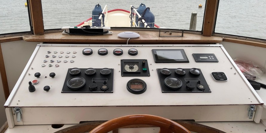 Offshore research survey vessel