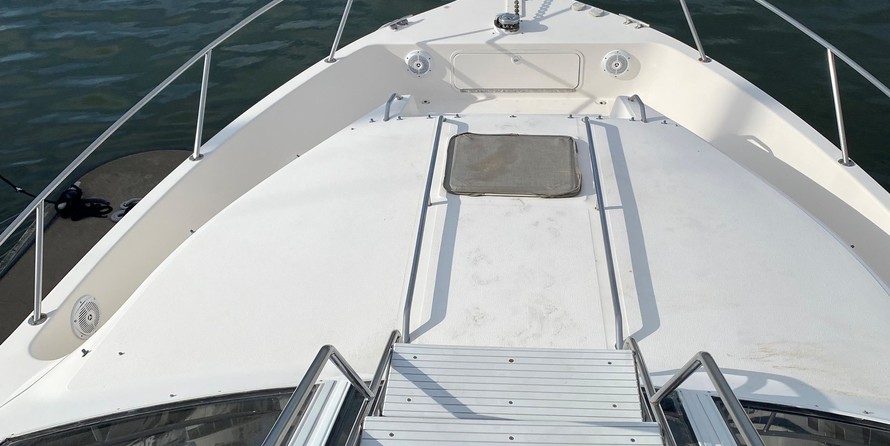 Sea ray 450 express bridge