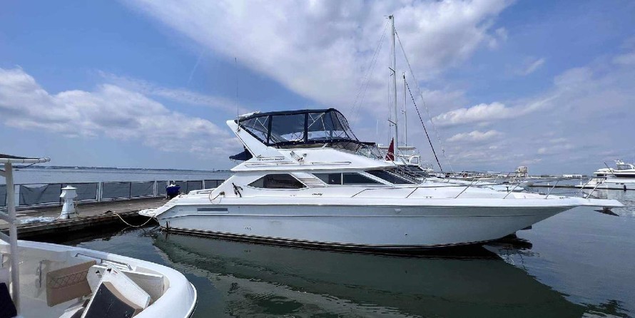 Sea ray 450 express bridge