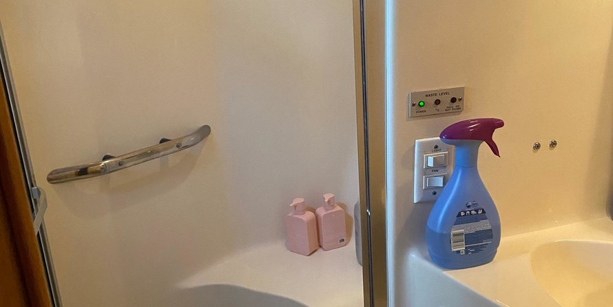 Sea ray 450 express bridge