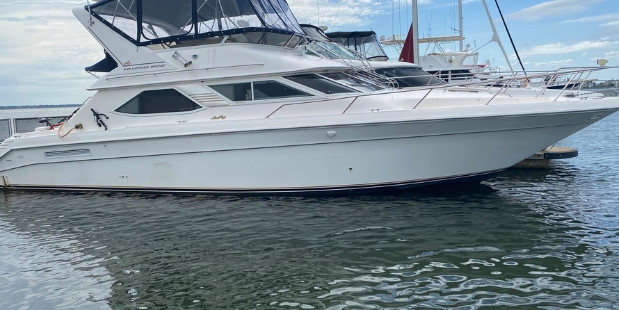 Sea ray 450 express bridge