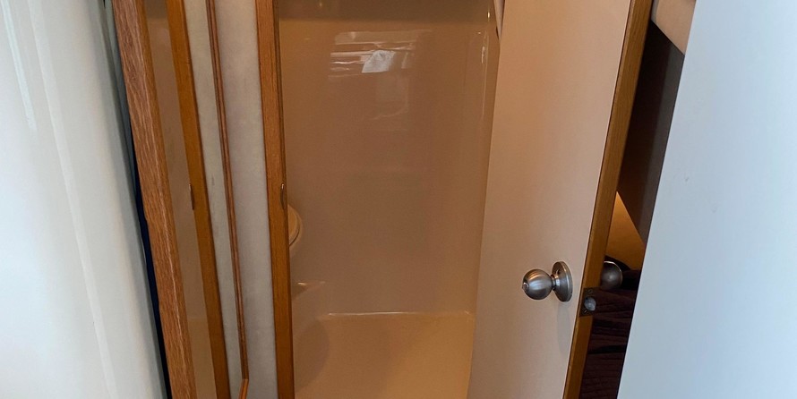 Sea ray 450 express bridge