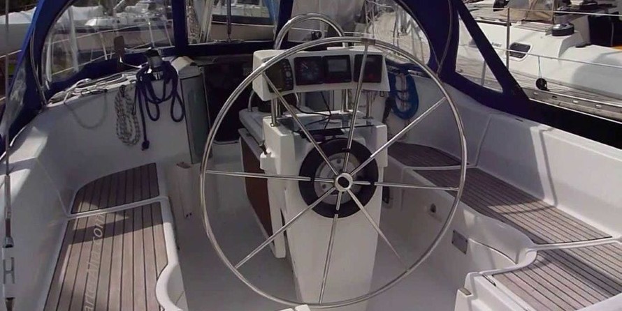 Beneteau Oceanis 351