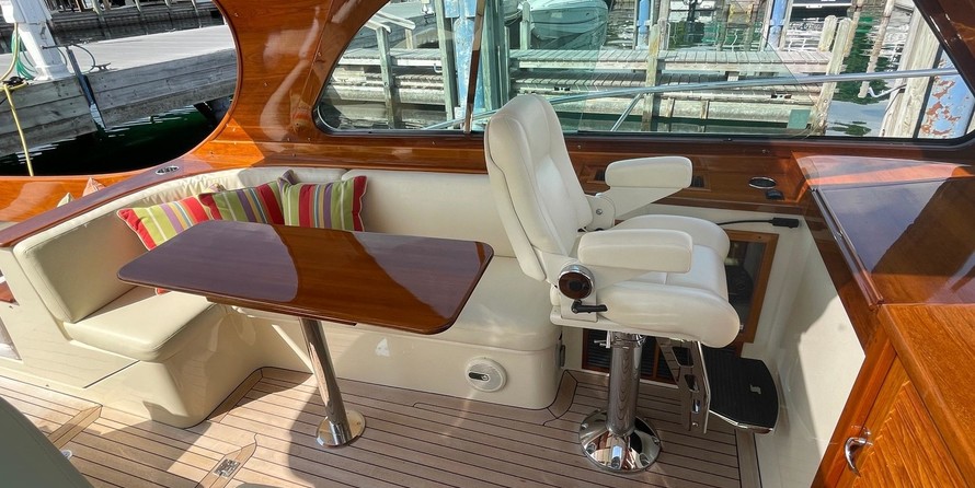 Hinckley Talaria 48 MKII