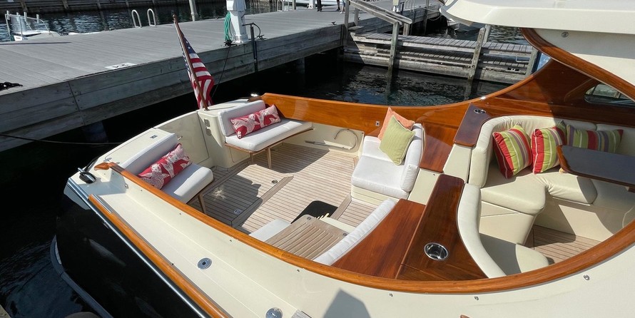 Hinckley Talaria 48 MKII