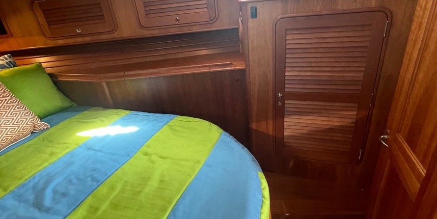 Hinckley Talaria 48 MKII