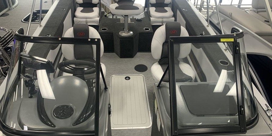 Smoker Craft Legacy Ultima 172