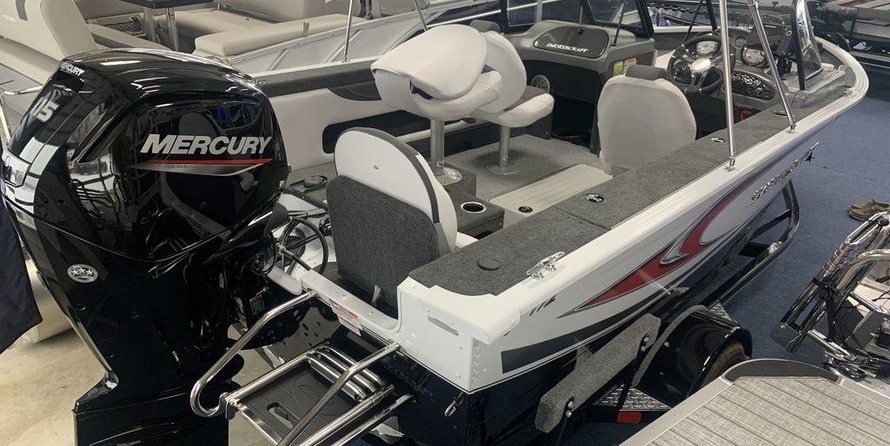 Smoker Craft Legacy Ultima 172