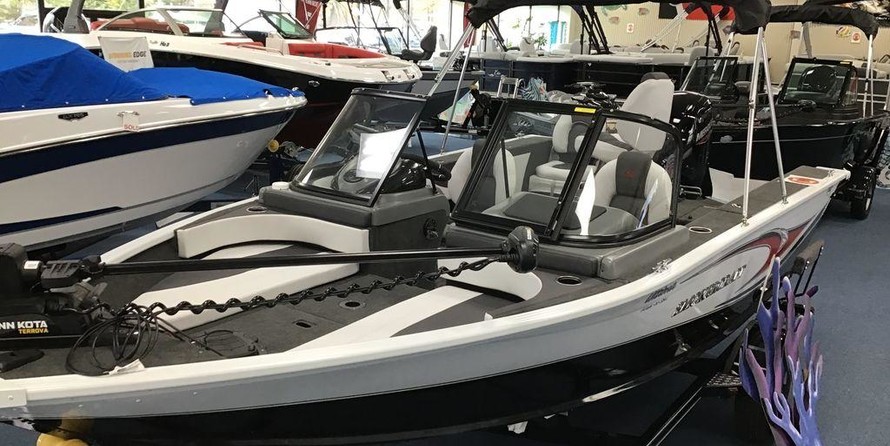 Smoker Craft Legacy Ultima 172