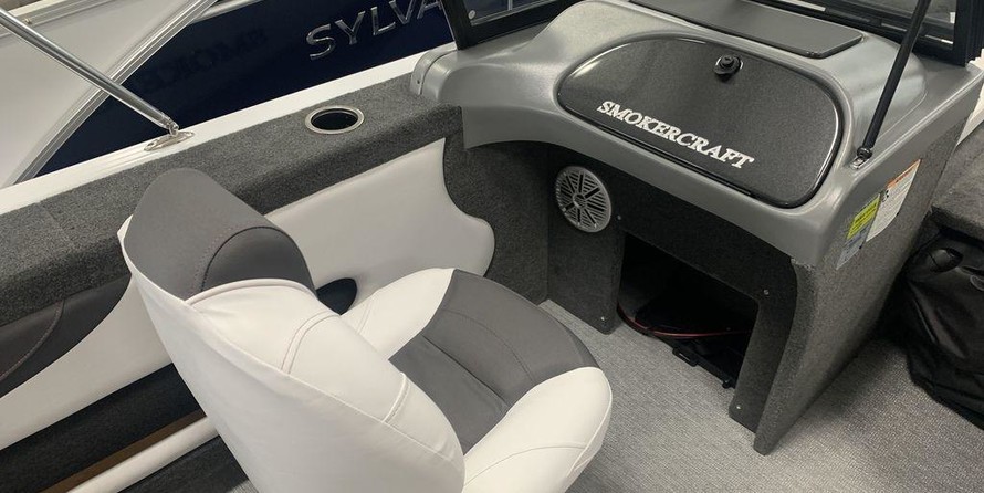 Smoker Craft Legacy Ultima 172