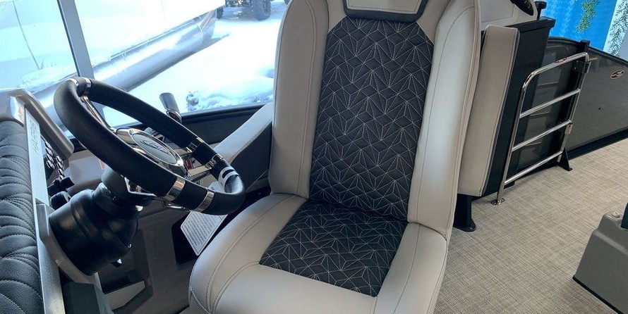 Premier Pontoons Grand Isle 250