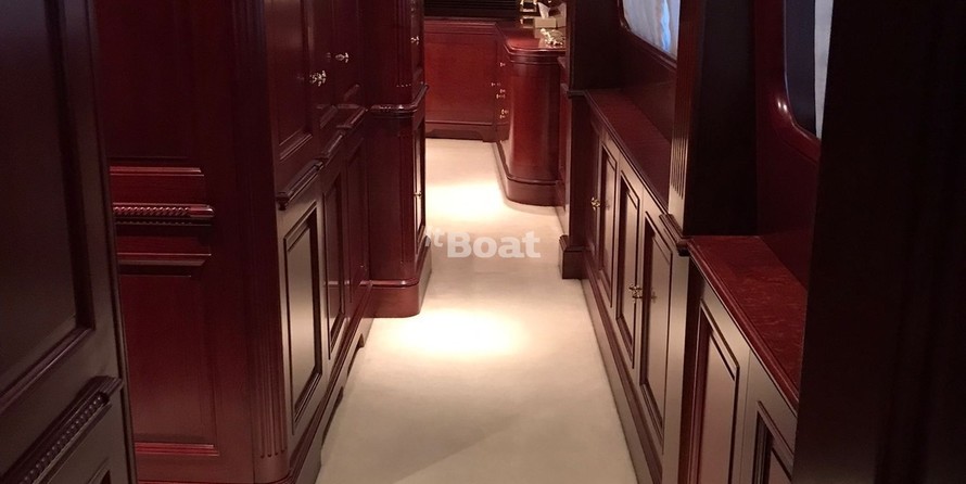 Benetti Tradition 100