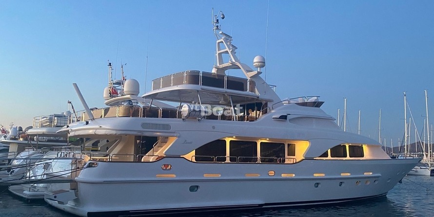 Benetti Tradition 100