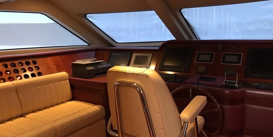 Benetti Tradition 100