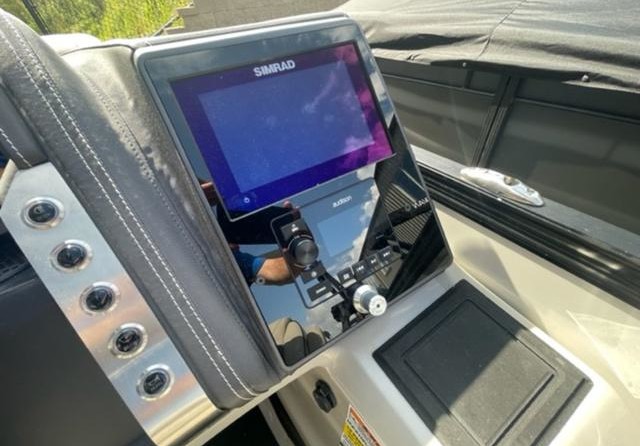 60 x 16 tri-toon passenger vessel