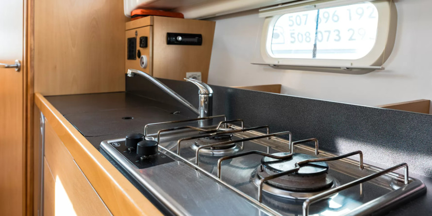 Nautika 830 MC