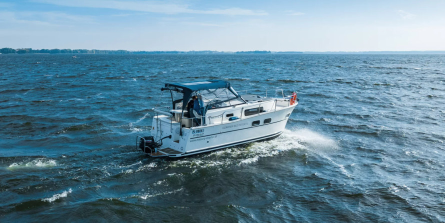Nautika 830 MC