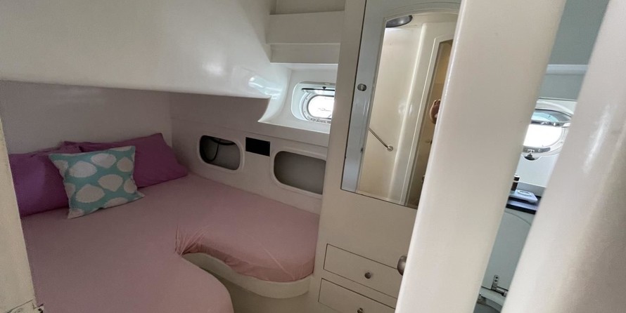 Custom built motor yacht 32m