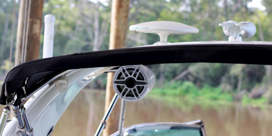 Formula 350 Crossover Bowrider