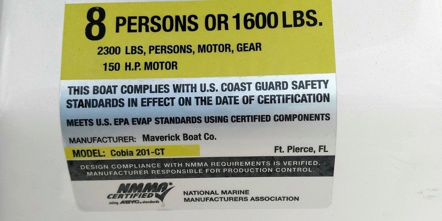 Cobia 217 center console