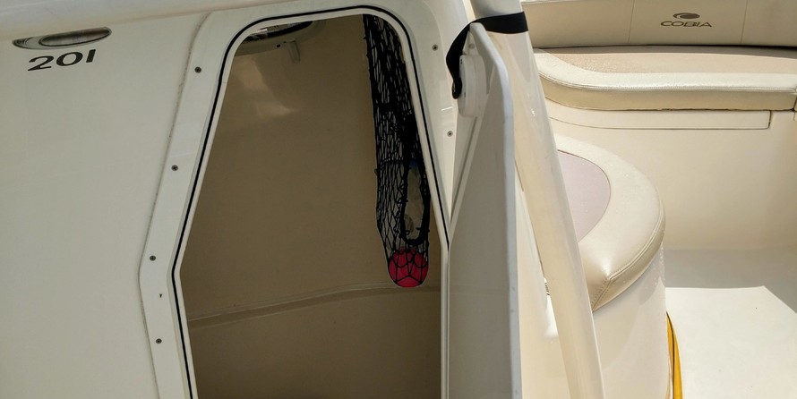 Cobia 217 center console