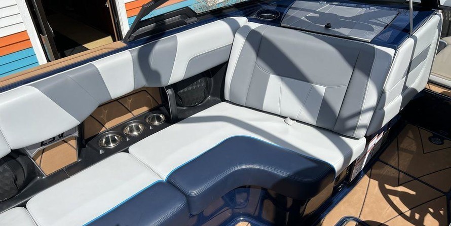 Malibu Wakesetter 23 LSV