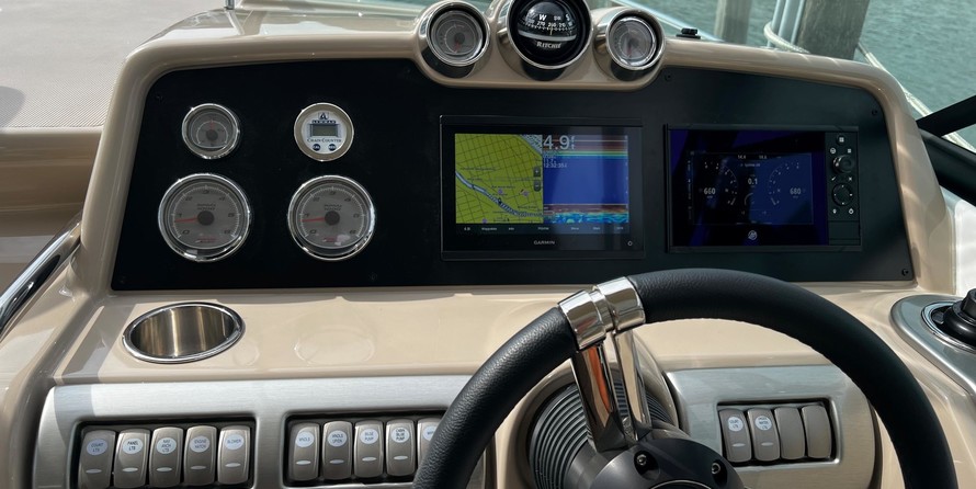 Formula 350 Sun Sport