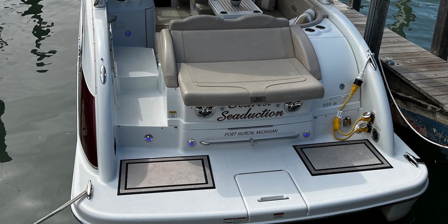 Formula 350 Sun Sport