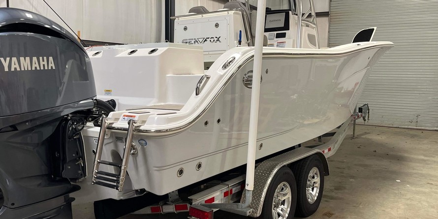 288 Sea Fox Commander