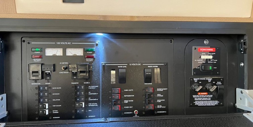 Sea Ray Sundancer 350 Coupe