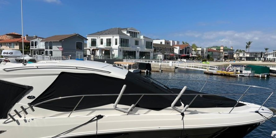 Sea Ray Sundancer 350 Coupe