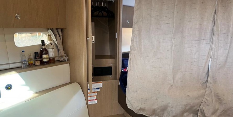 Sea Ray Sundancer 350 Coupe