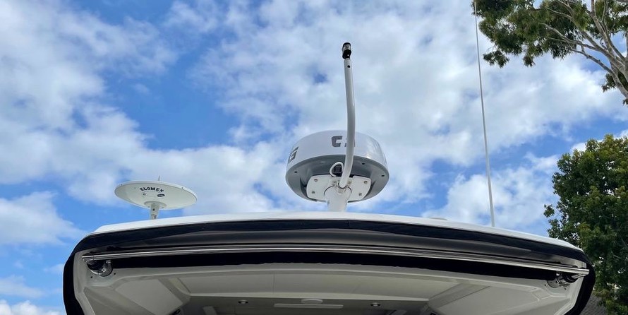 Sea Ray Sundancer 350 Coupe