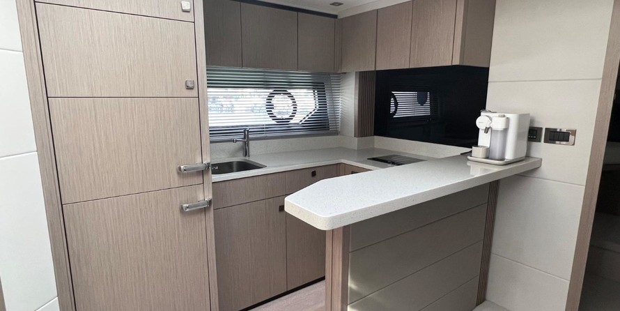 Sunseeker Predator 50