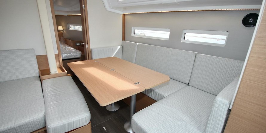 Jeanneau Sun Odyssey 410