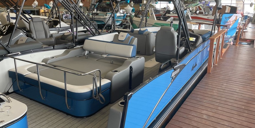 Avalon catalina 25 rf