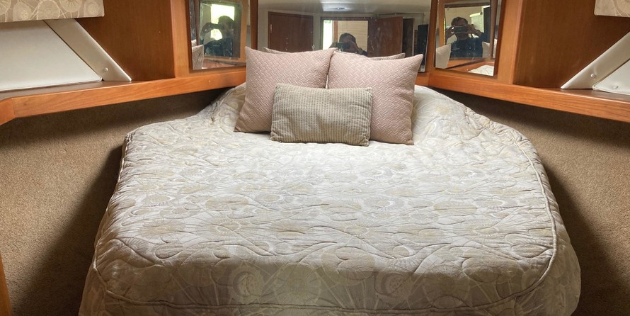 Egg harbor 37 convertible