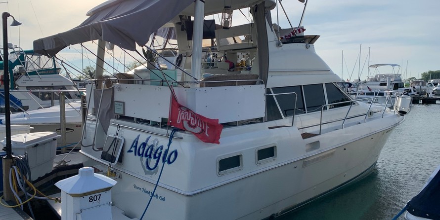 Silverton 34 Motor Yacht