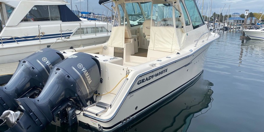 Grady-White Express 330