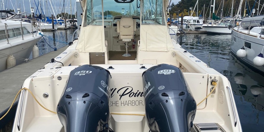 Grady-White Express 330