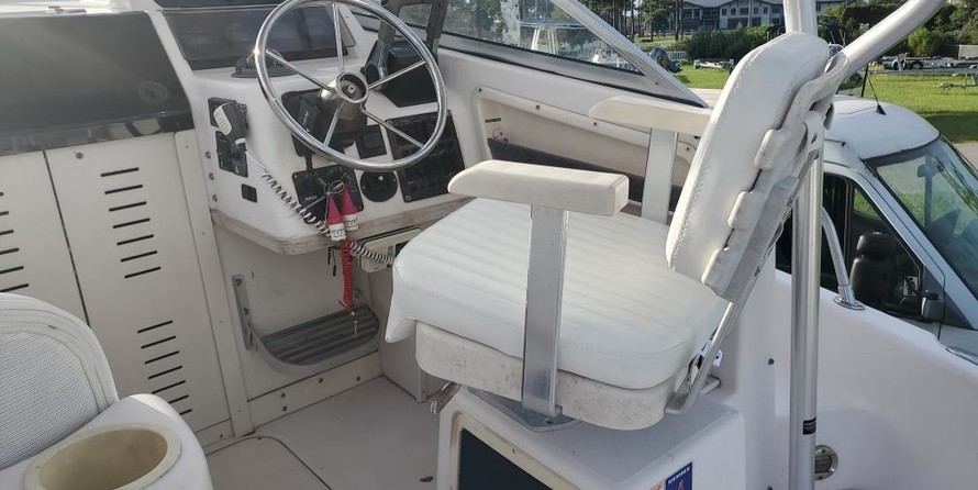 Grady white 270 islander