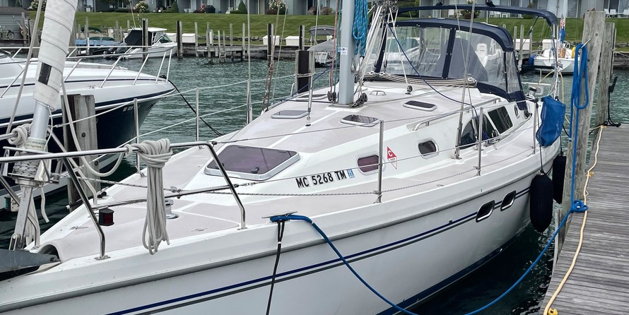 Catalina 387