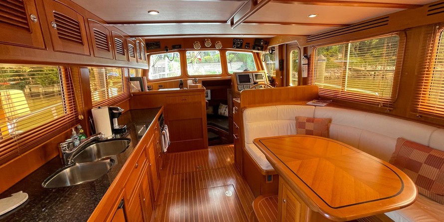 Swordsman 40 aft cabin