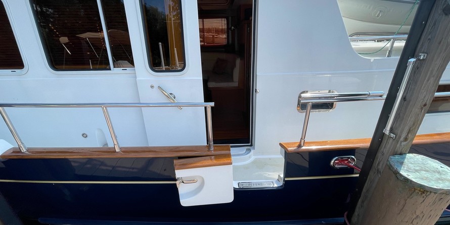 Swordsman 40 aft cabin