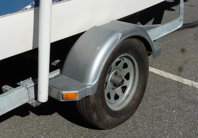 Bayliner 190 Deck Boat