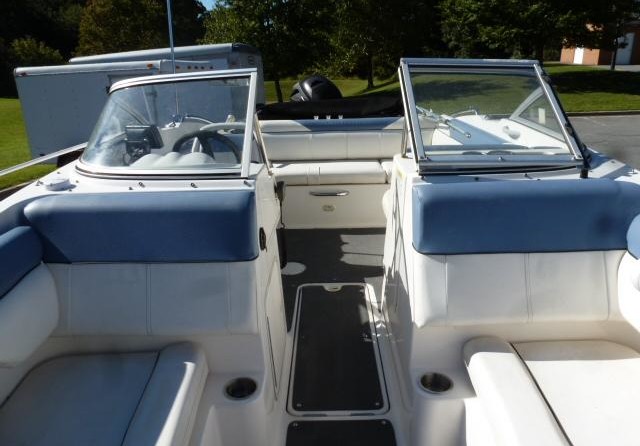 Bayliner 190 Deck Boat