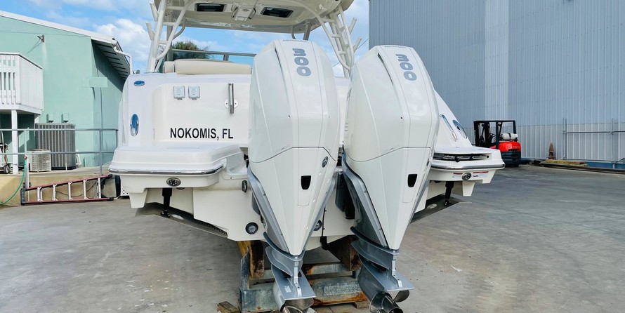 Boston Whaler 320 Vantage